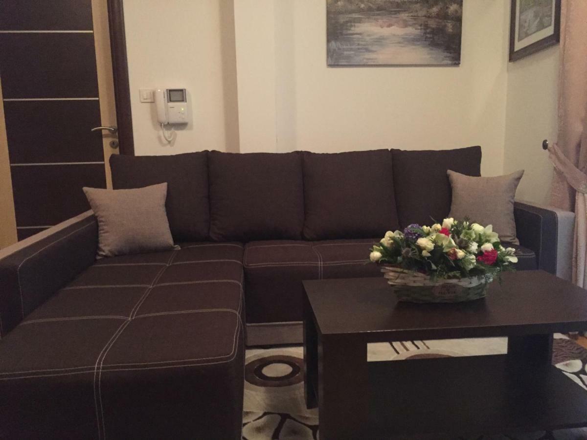 Apartment Apartmens “zlatko” *